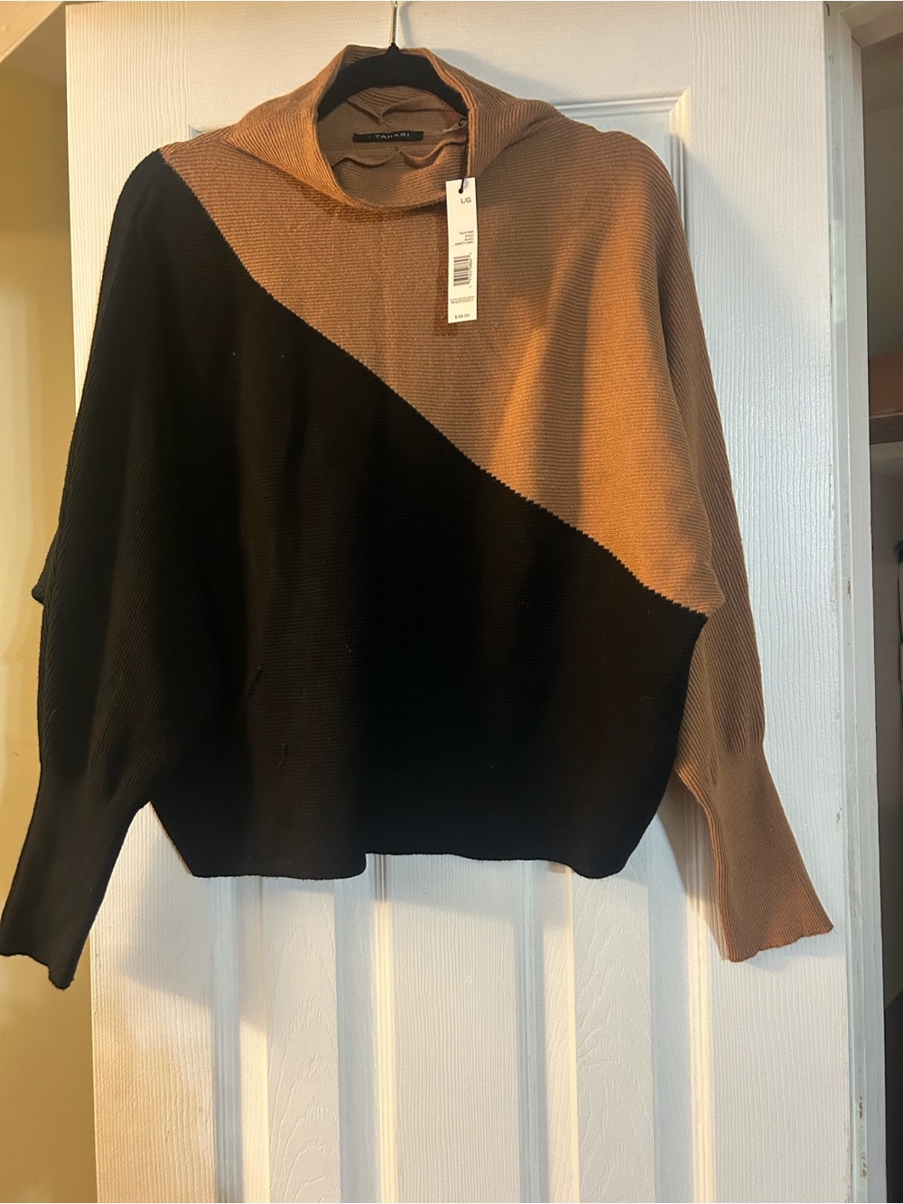 T Tahari Two-Tone Black and Camel Sweater - Viscose Blend - Large